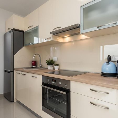 Zoran Brand New Modern Apartments Мандре Екстериор снимка
