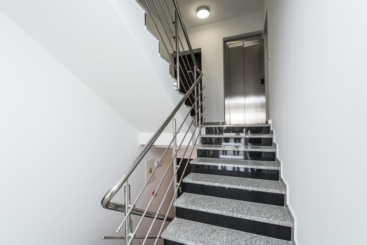 Zoran Brand New Modern Apartments Мандре Екстериор снимка
